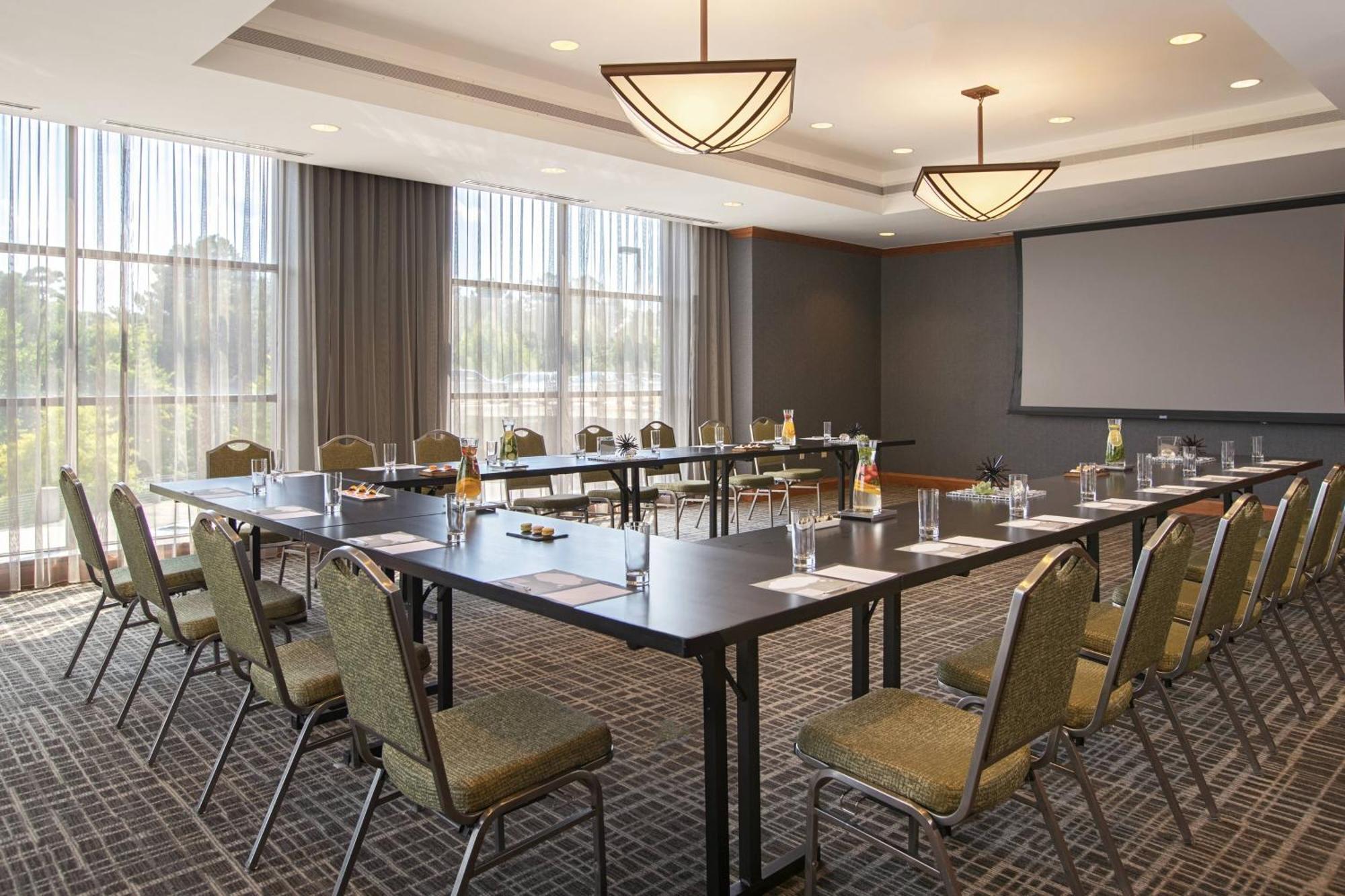 Renaissance Raleigh North Hills Hotel Ngoại thất bức ảnh