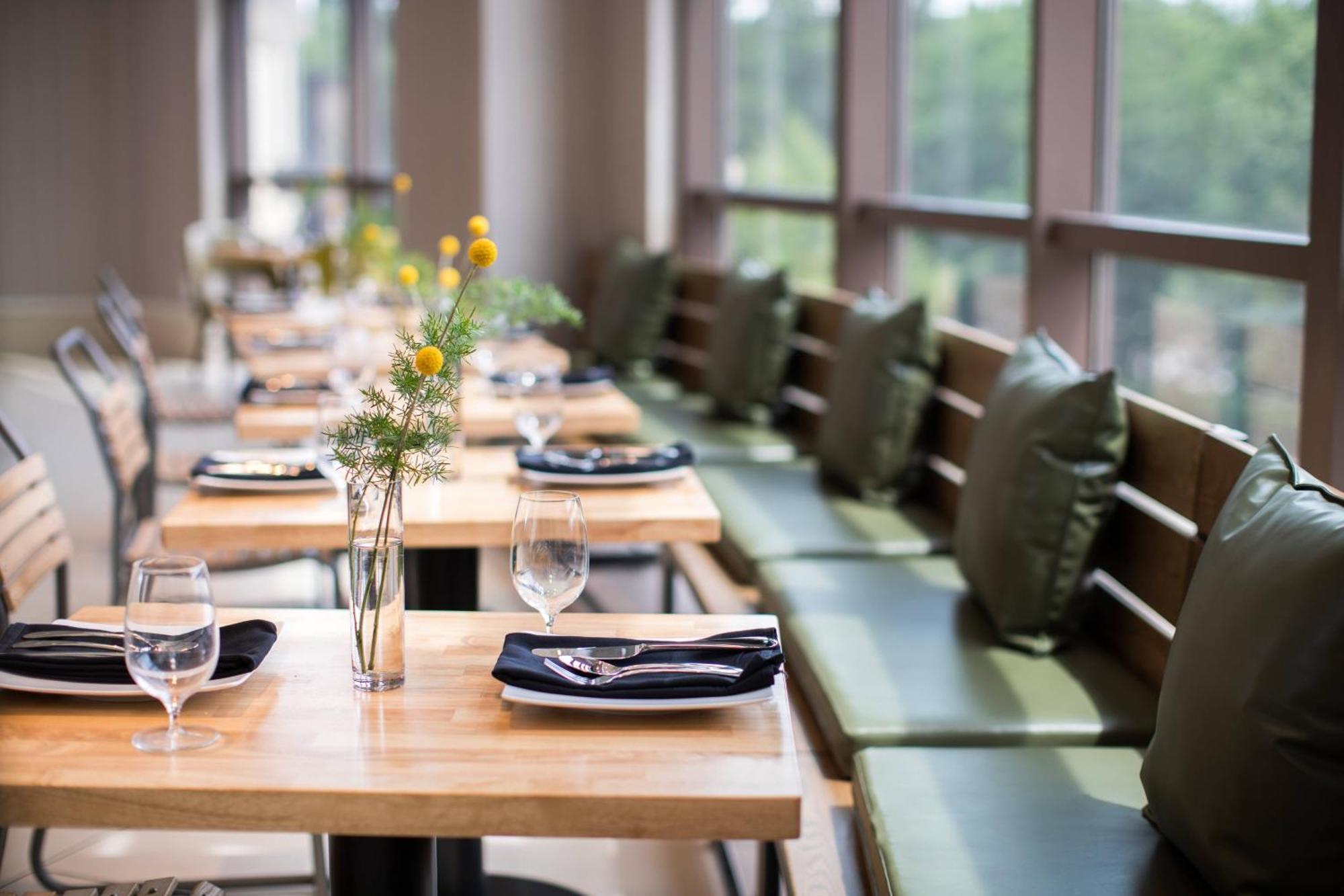 Renaissance Raleigh North Hills Hotel Ngoại thất bức ảnh